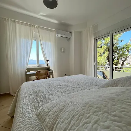 Josephine * Sarande