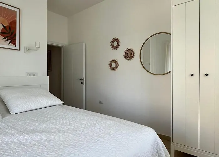 Josephine - Family Summer Apartament Saranda
